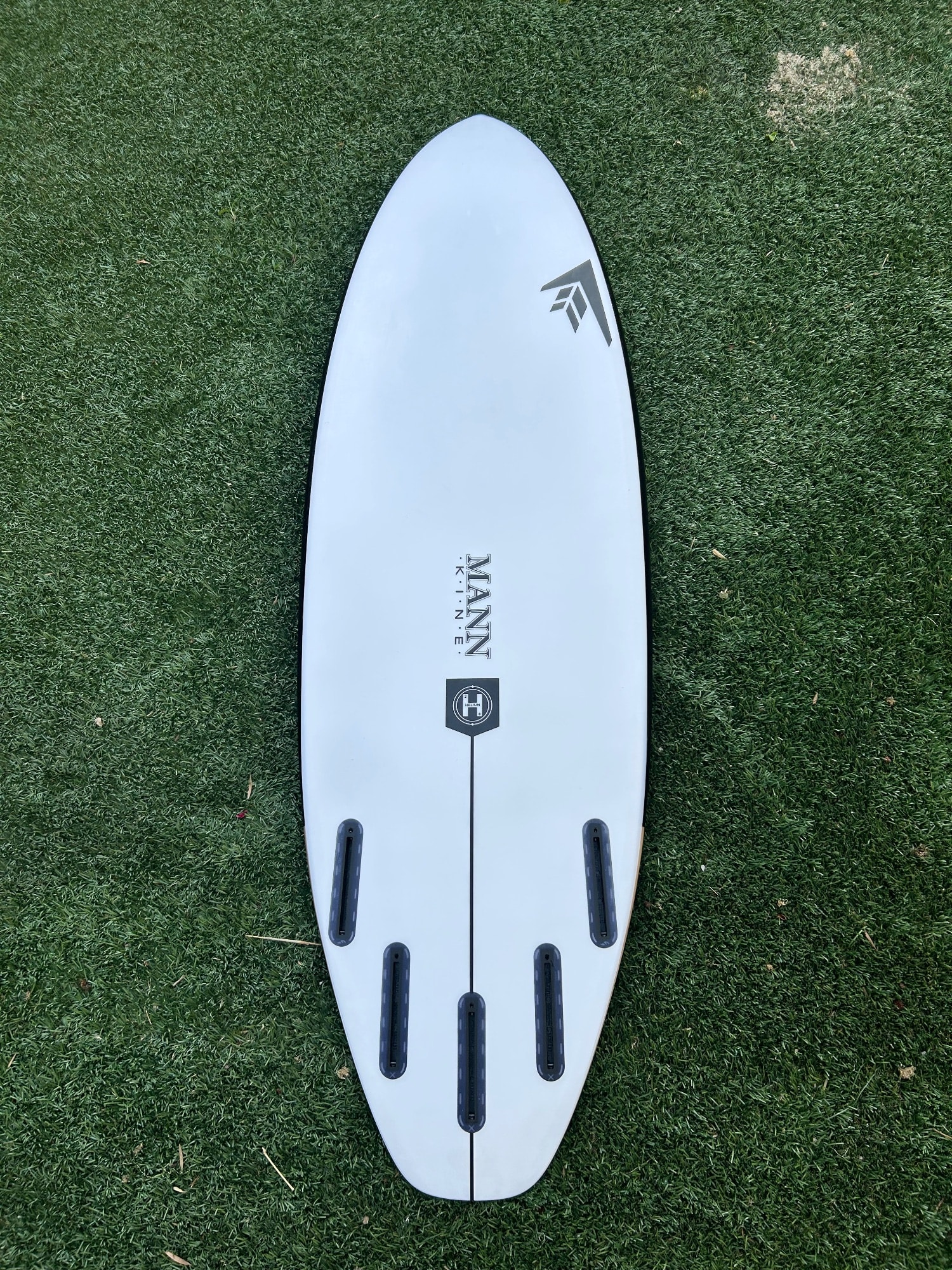FireWire Dominator Pro Surfboard (2 of 3)