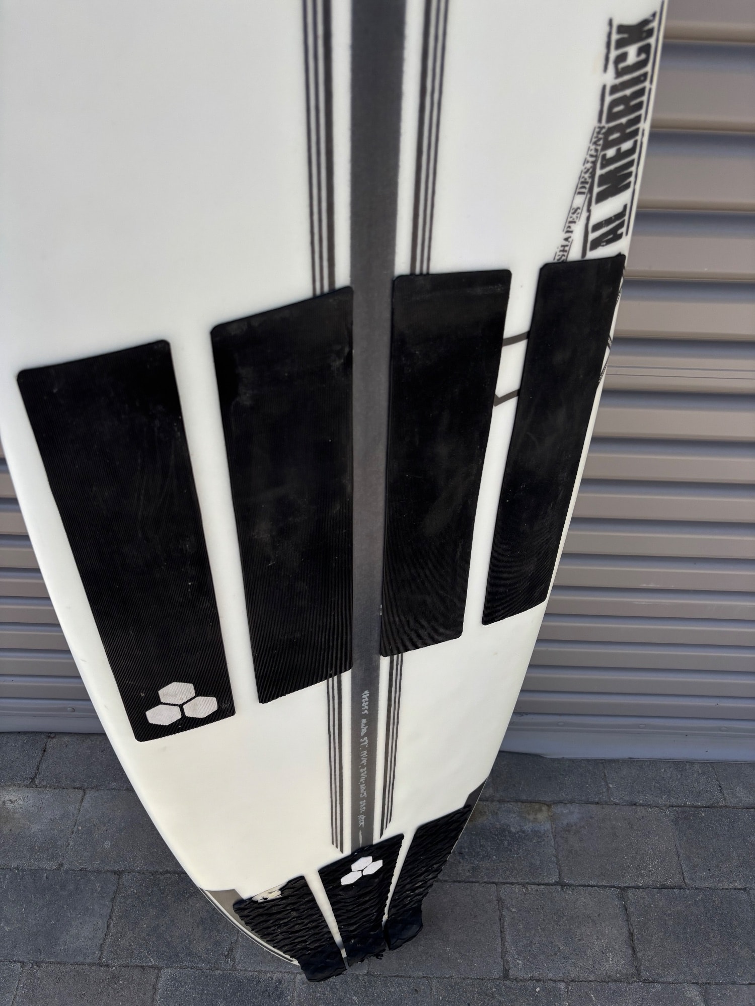 MWJ Channel Islands 5’9 Spinetech (6 of 8)