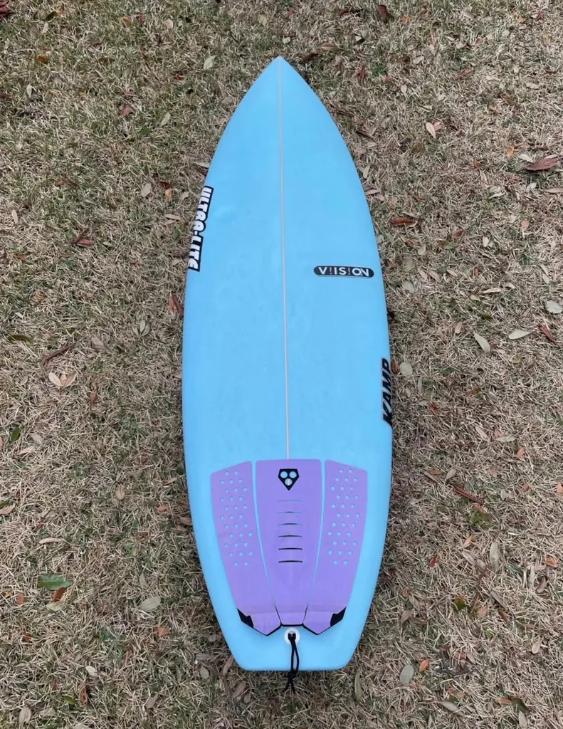 5’8 Shortboard — Excellent Shape — New JJ Fins Included - Image 1