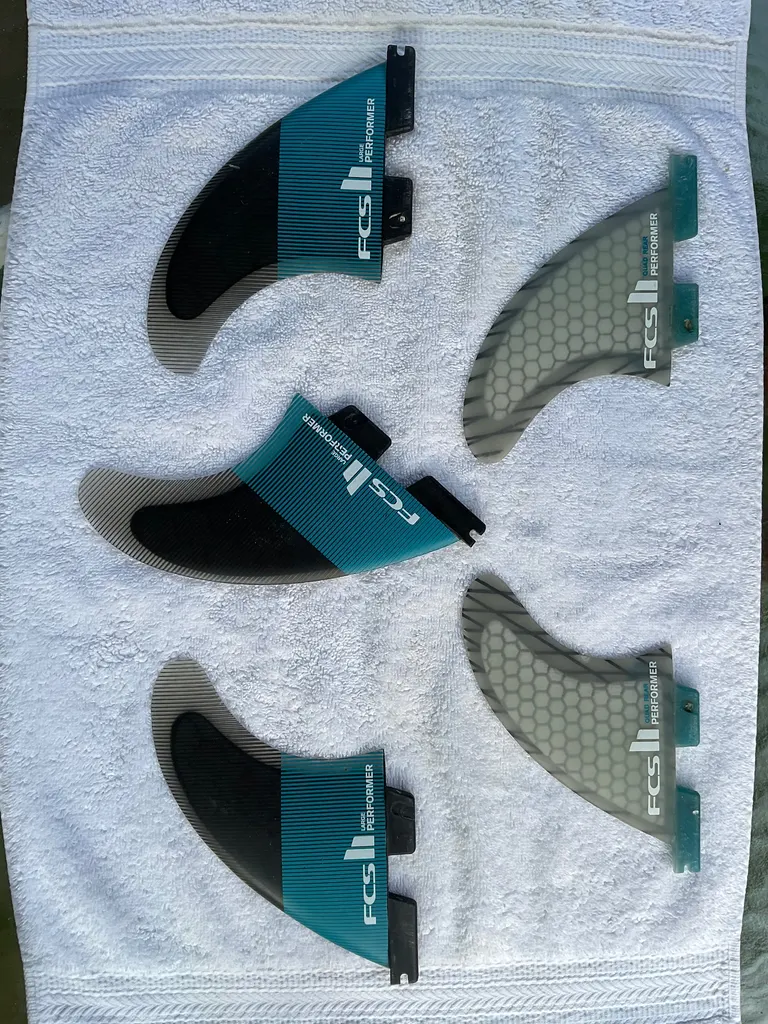 FCS II Performer PC 5-Fin Set (Large Thruster, Medium Quads) - Image 1