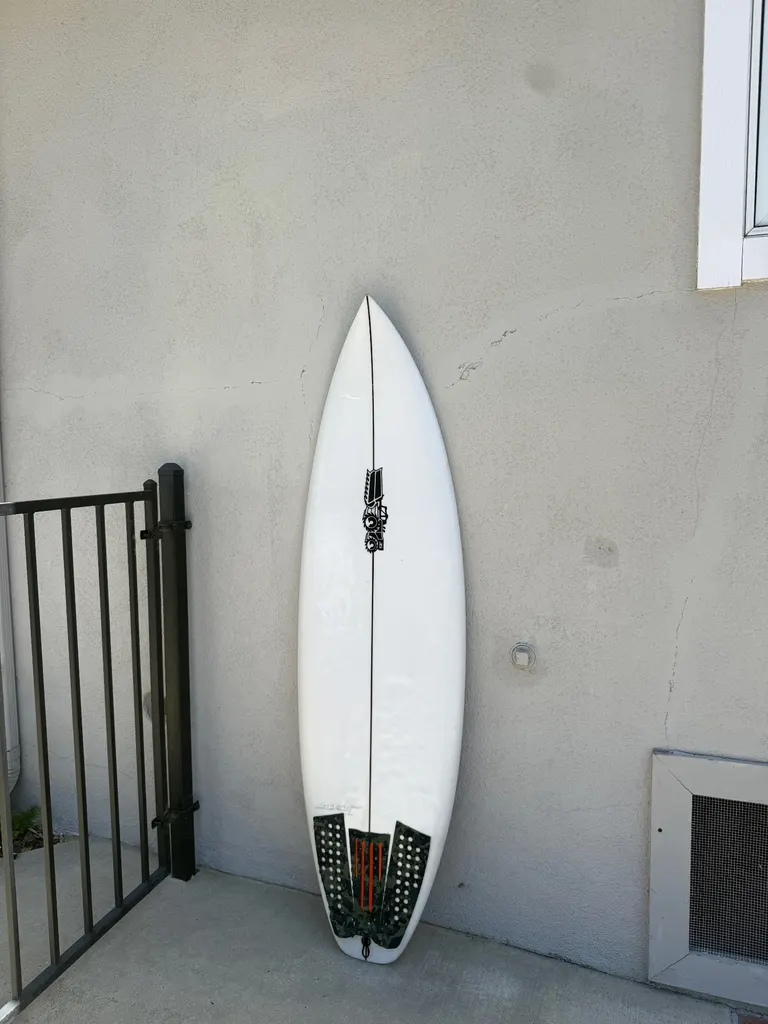 5'6" JS Surfboards Xero Gravity - Image 1
