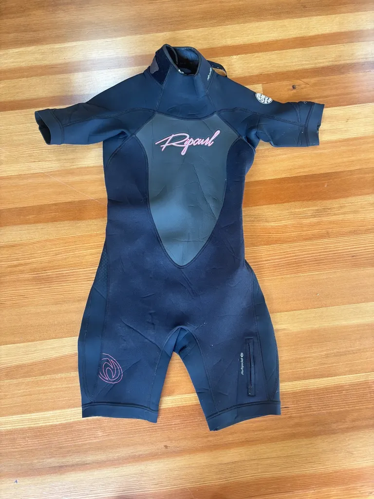 Ripcurl Women’S Spring Suit Size 8 - Image 1