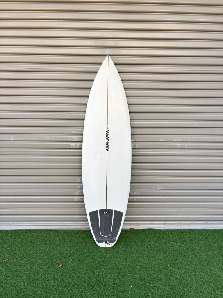 Arakawa Surfboards Remedy 5’11 1/2 - Image 1