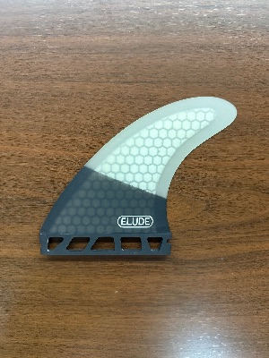 ELUDE Large Fiberglass Hexcore Futures Thruster Fins - Thumbnail 3