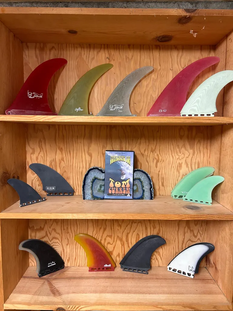 Lot Of Fins For Sale - Image 1